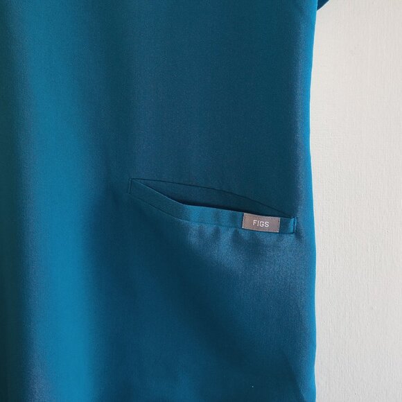 FIGS Scrubs 2 Piece Set Teal-Casma Top Lrg & Zamora Jogger Bottom Med-Tall  EUC - Picture 3 of 12